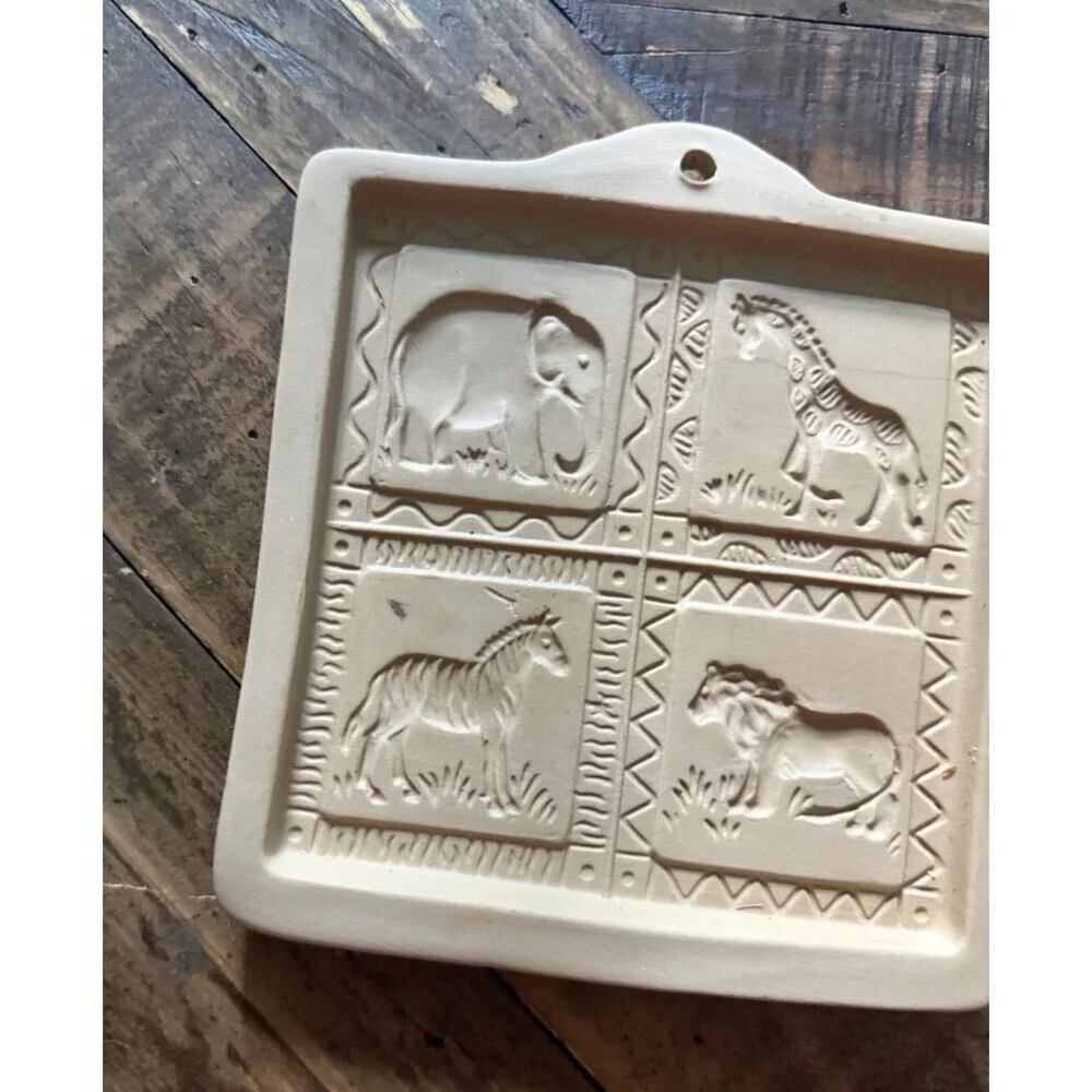 Brown Bag Cookie Art 1997 Hill Design Safari Cut Apart Mold Lion Elephant Zebra